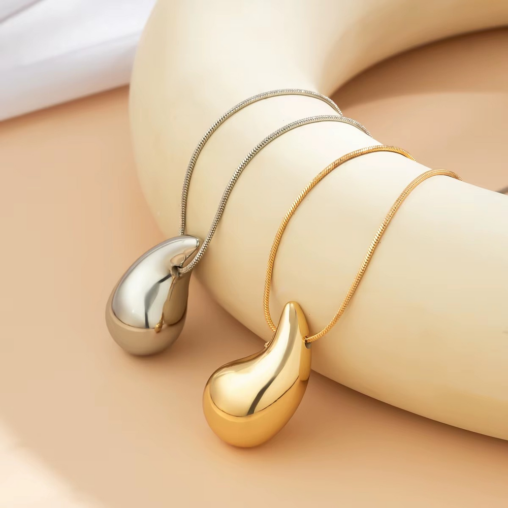 
                  
                    Tropfen Set
                  
                