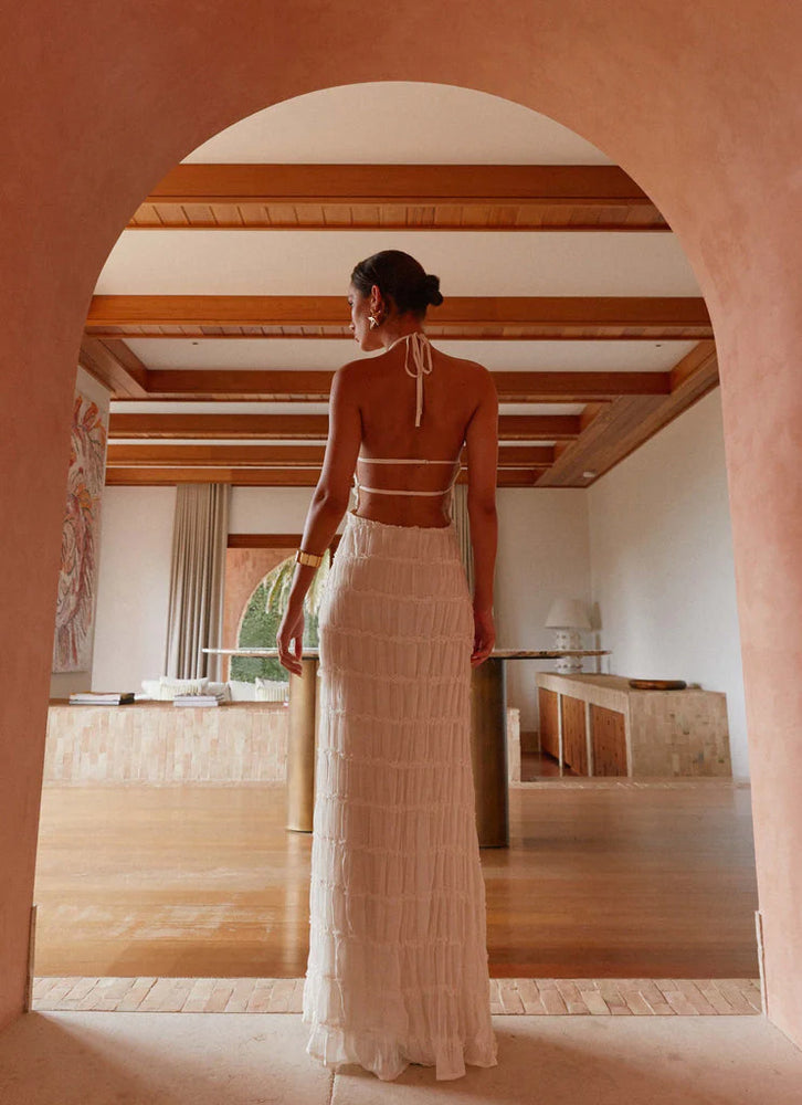 
                  
                    Rückenfreies Sommerkleid
                  
                