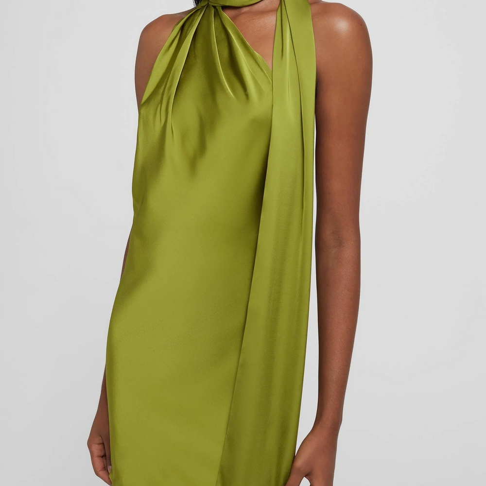 
                  
                    Emerald Drape
                  
                
