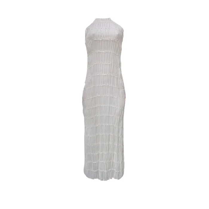 
                  
                    Rückenfreies Sommerkleid
                  
                